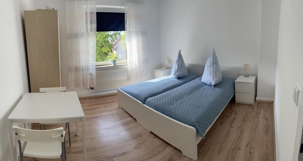 Privatzimmer Am Iltispark Дуйсбург Экстерьер фото