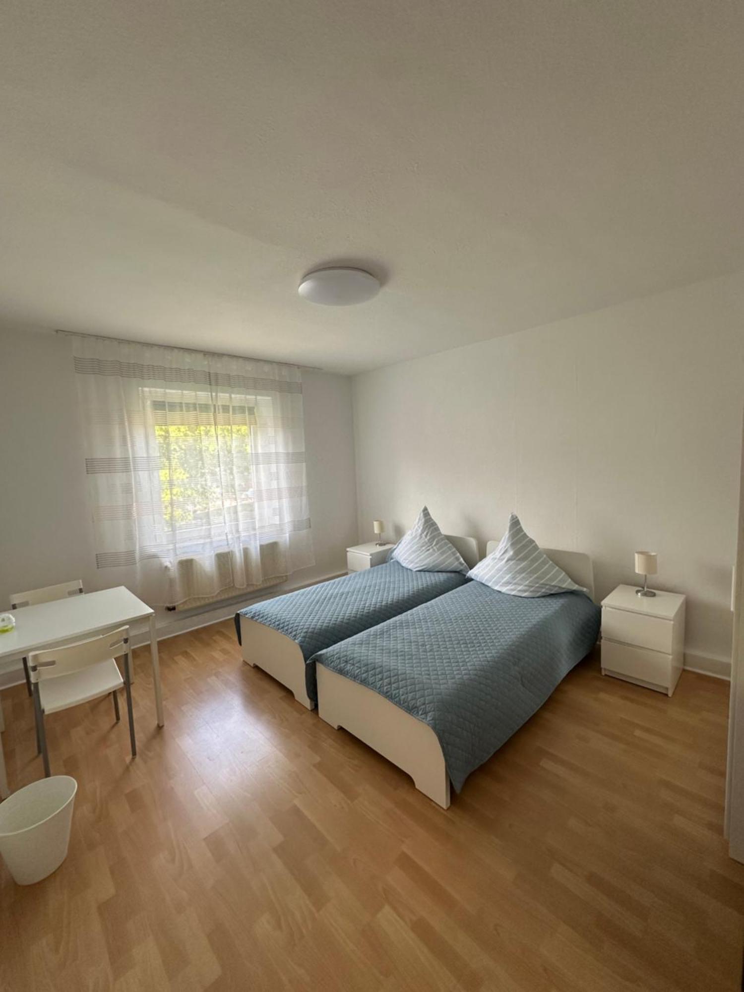 Privatzimmer Am Iltispark Дуйсбург Экстерьер фото
